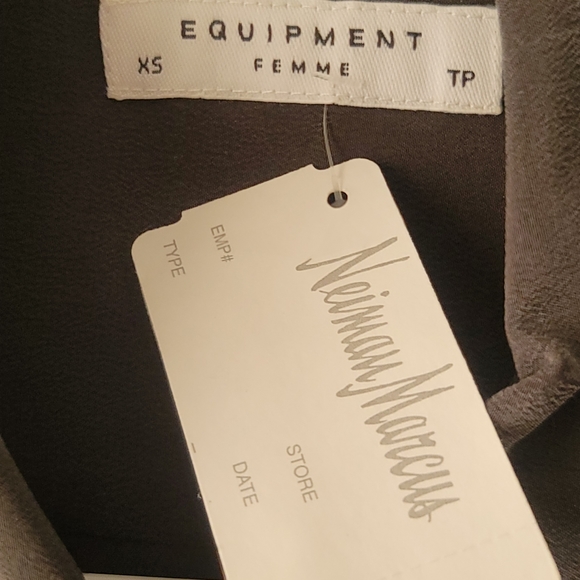 NWT Equipment Femme Black Silk Shirt XS - Picture 3 of 5